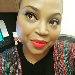 Meet your Posher, Sabrina r.